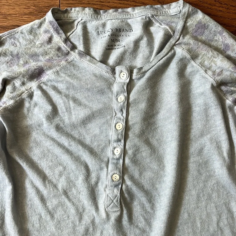 Lucky Brand Vintage Blue Henley. - Picture 6 of 7